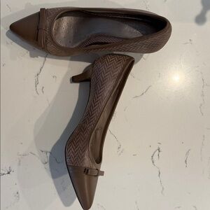 Easy Spirit Brown Chevron Heels